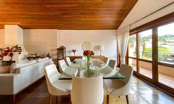 Imagem 3: Casa de condomínio para venda possui 310 metros quadrados com 4 quartos