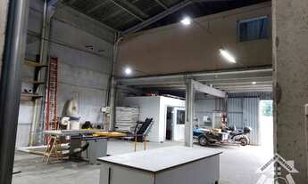 Imagem 4: Galpão com casa junto - toda mobiliada - rua asfaltada - aceita permuta em Indaial