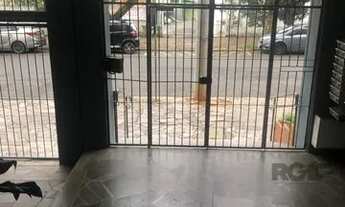 Imagem 3: Amplo 3 dormitórios, elevador e garagem no coração do bairro teresópolis