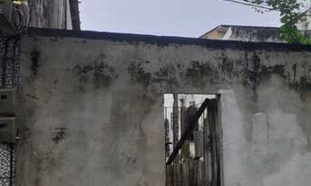 Imagem: Terreno medindo 5,40 frente por 18 metros