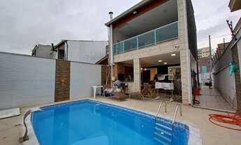 Imagem 2: Casa para aluguel com piscina com 3 quartos em Portais (Polvilho) - Cajamar