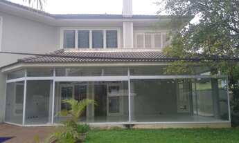 Imagem 5: Casa de condomínio para aluguel e venda possui 463 metros quadrados com 4 quartos