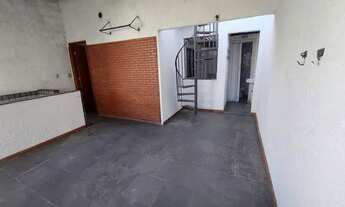 Imagem 3: Triplex com terraço e vaga de garagem no coração do Encatado