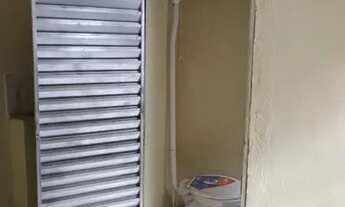 Imagem 4: Aluga-se Ótimo quarto com cozinha e banheiro no bairro Centenário: Aluguel de 300 reais