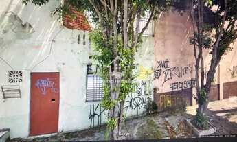 Imagem: REF 5590. Casa e salão para venda. Ótima