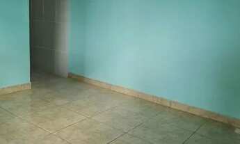 Imagem 2: Casa com quintal independente 2 quartos em Cavalcante ( aceita negociação