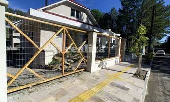 Imagem 2: CASA COM 4 DORMITÓRIOS EM GRAMADO