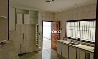 Imagem 4: Sobrado com 5 dormitórios - venda por R$ 1.060.000 ou aluguel por R$ 6.109/mês - Vila Augu