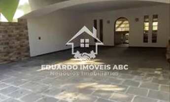 Imagem: REF 4073. Casa assobradada com piscina