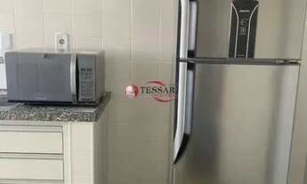 Imagem 5: Apartamento 01 dormitório com armário embutido, sala ,sacada, cozinha com armário, lavande