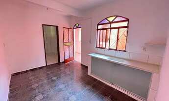 Imagem 3: Casa para aluguel no bairro Tirol de 2 quartos