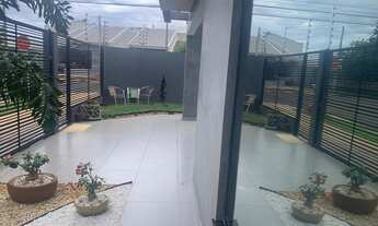 Imagem 2: Casa Encantadora de Esquina em Jardim Diamante - Maringá - PR