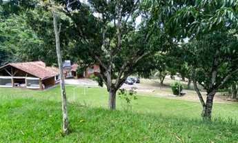 Imagem 7: Belíssimo Sítio localizado em Passa Três, com mina de água