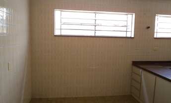 Imagem 6: Casa para aluguel tem 180 metros quadrados com 3 quartos