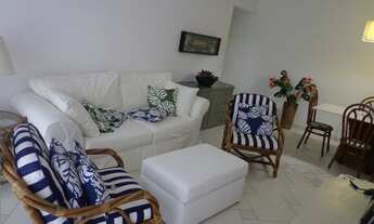 Imagem 2: Praia das Pitangueiras - 03 dormitórios mobiliado com varanda / 01 vaga