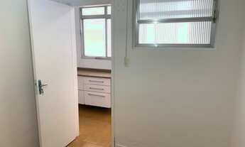 Imagem 7: Apartamento frente, 2 quartos, 2 banheiros, dependência, sala, cozinha, vaga privativa