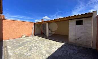 Imagem 3: São João da Boa Vista - Casa Padrão - Jardim dos Ipês I