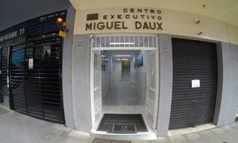 Imagem 2: Sala para aluguel possui 30 metros quadrados em Centro - Florianópolis - SC