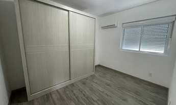 Imagem 6: Totalmente mobiliado, inclusive com eletros, ótima localização, próximo a UFSC