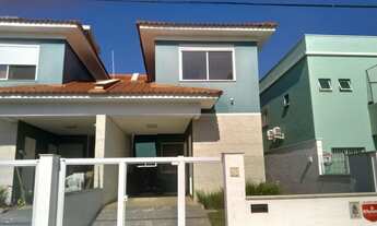 Imagem: Casa à venda, com 3 quartos, financiável