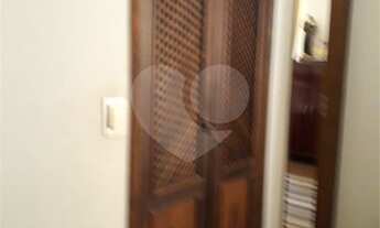 Imagem 6: São João da Boa Vista - Casa Padrão - Centro