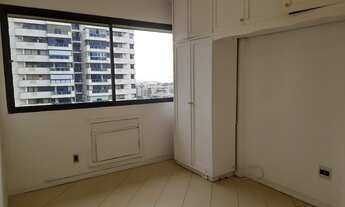 Imagem 3: Apartamento para aluguel possui 95 metros quadrados com 2 quartos mais dependência