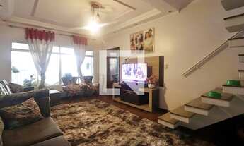 Imagem 2: Casa para Aluguel - Parque Jaçatuba, 4 Quartos, 226 m2