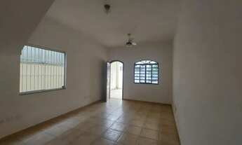 Imagem: Sobrado para aluguel tem 100m² com 3 quartos