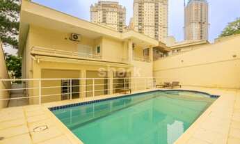 Imagem: Casa de condomínio para aluguel possui