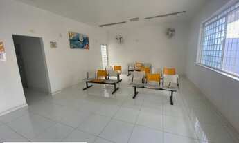 Imagem: Casa com 5 dormitórios à venda, 240 m²