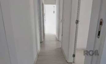Imagem 6: Apartamento 3 dormitórios, 1 suíte no bairro Passo da Areia em Porto Alegre/RS