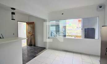 Imagem 2: Casa para Aluguel - Baeta Neves, 2 Quartos, 80 m2