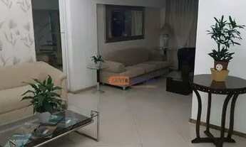 Imagem 3: More de frente a praia Central em Balneário Camboriú. Locação anual apto mobiliado com áre