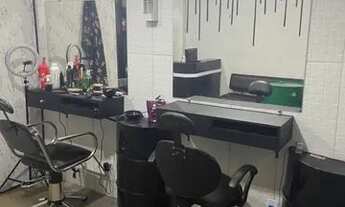 Imagem: Aluga-se cadeira para barbeiro!