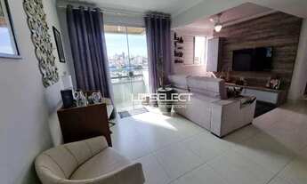 Imagem 3: Apartamento no bairro Copacabana com dois quartos, uma suíte e sala em três ambientes com