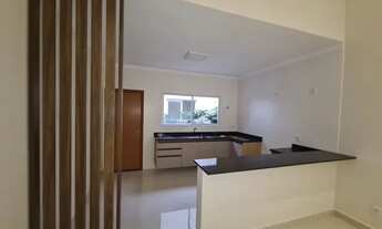 Imagem 3: Casa de condomínio para aluguel possui 165 metros quadrados com 4 quartos Phytus