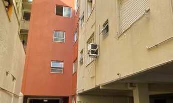 Imagem 4: Apartamento com 2 quartos mobiliado, área de serviço separada e vaga