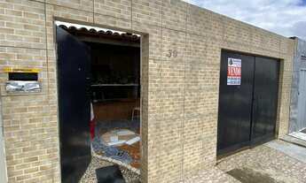 Imagem: Casa usada com 2 quartos no Vila das Flores