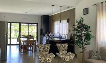 Imagem 5: Casa em rua tranquila e arborizada