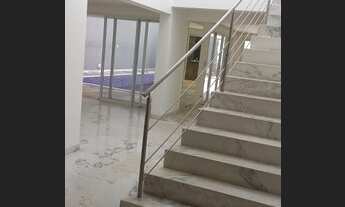 Imagem 2: Casa para venda tem 420 metros quadrados com 5 quartos em Belvedere - Belo Horizonte - MG