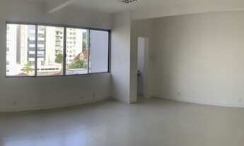 Imagem 3: Sala comercial com 32m², reformada, no centro da cidade, localizada no Edifício Centro Emp
