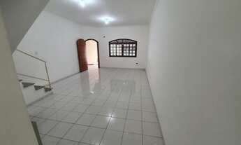 Imagem 4: Sobrado à venda com 3 dormitórios no bairro Bosque dos Ipês