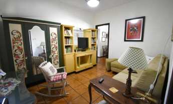 Imagem 5: Casa com 193,23m² com 3 Dormitórios, 2 banheiros e 2 vagas de garagem. Localizada em rua a