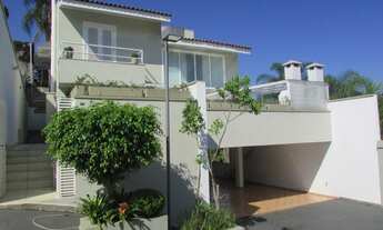 Imagem 2: CONDOMÍNIO FECHADO ALTO PADRÃO - 500m², 3 SUÍTES, 6 VAGAS, PISCINA, CHURRASQUEIRA - BOSQUE