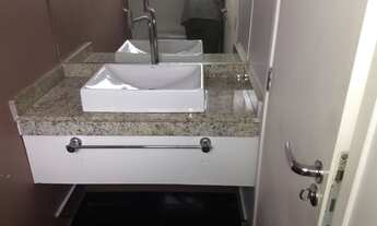 Imagem 7: Casa de condomínio fechado 03/ dorms. Na rua do shopping