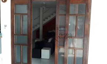 Imagem 6: Casa - Jacareí - Jardim Santa Maria - 300m² - 3 Dormitórios - 1 Suíte c/ Closet