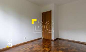 Imagem 7: BC Imóveis vende apartamento reformado de 3 dormitórios com dependência de empregada no Pe