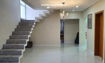 Imagem 4: Casa de Condomínio com 3 Suítes à Venda em Residencial Real Park Arujá, 243 m²