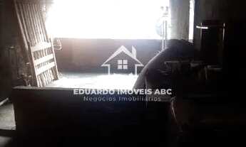 Imagem 6: REF: 4437. Casa independente. 1 dormitório. 1 vaga na garagem. Ótima localização. Não perc