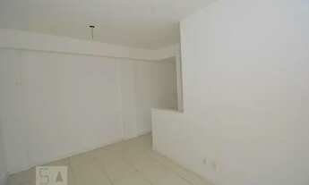 Imagem 2: Apartamento para Aluguel - Irajá, 2 Quartos, 45 m2